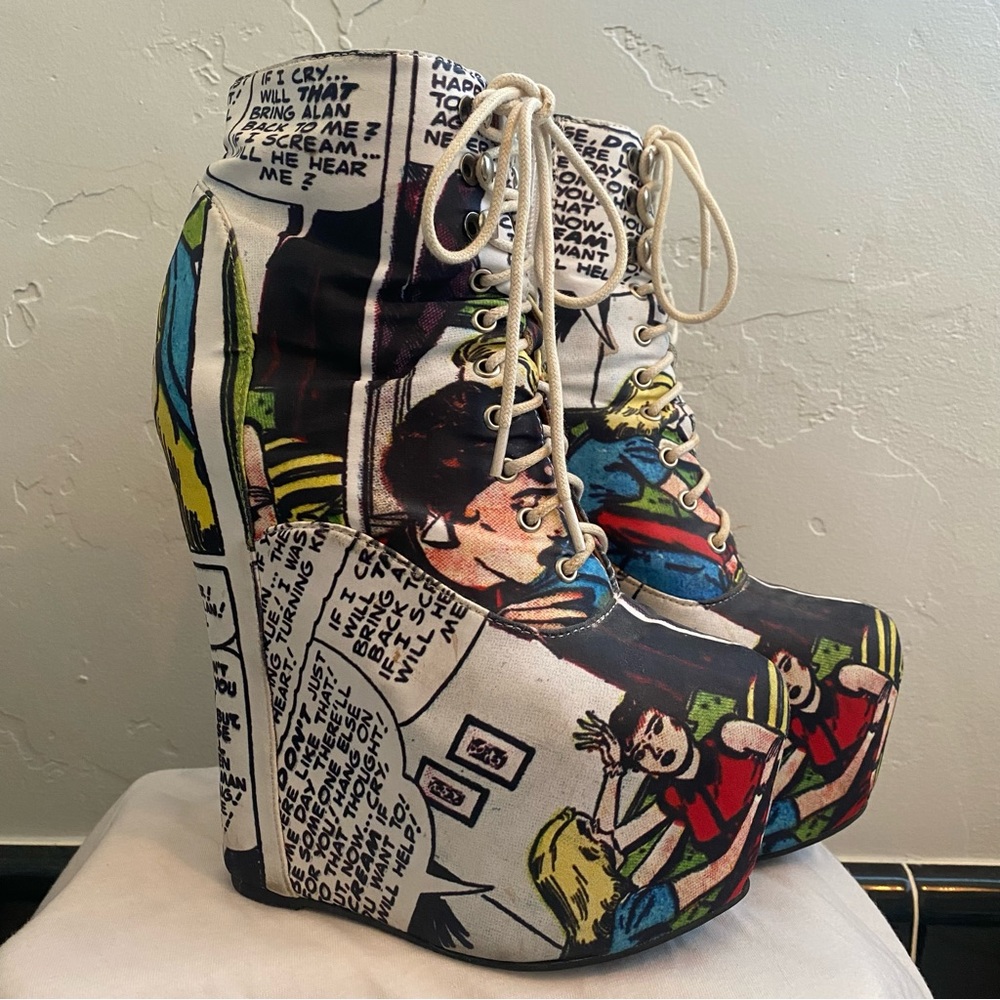 Jeffrey Campbell x Blackmilk Comic Damsel Platform